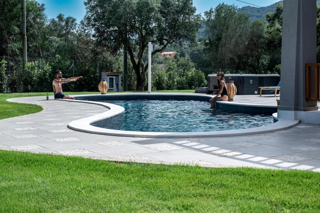 Villa Golden Root Real Estate San Teodoro  Exterior foto